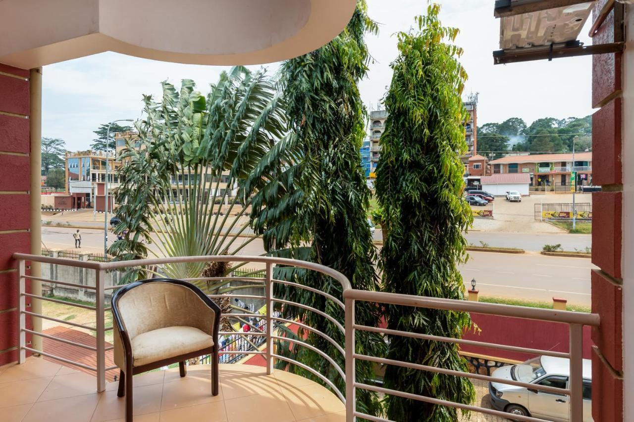 Entebbe Traveller'S Hotel Exterior foto