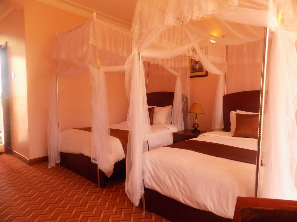 Entebbe Traveller'S Hotel Exterior foto